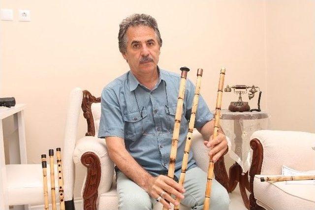 60 Yaşında Hem Yapıyor Hem &Ccedil;alıyor 1