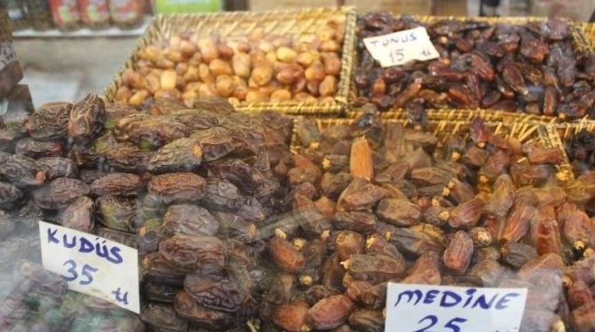Tekirdağ&rsquo;da Esnaf Hurma Satışlarından Memnun Değil