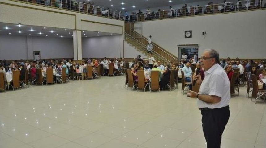 Başkan Kutlu Personelleri İle İftarda Buluştu