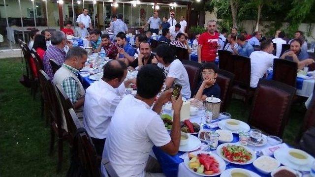 Diyarbakır Basını İftar Yemeğinde Bir Araya Geldi 1