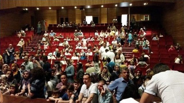 Serdivan Yaz Spor Okulları’nda Yüzme Branşına Yoğun İlgi