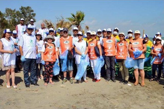 Deniz Kaplumbağaları I&ccedil;in Sahili Temizlediler 1