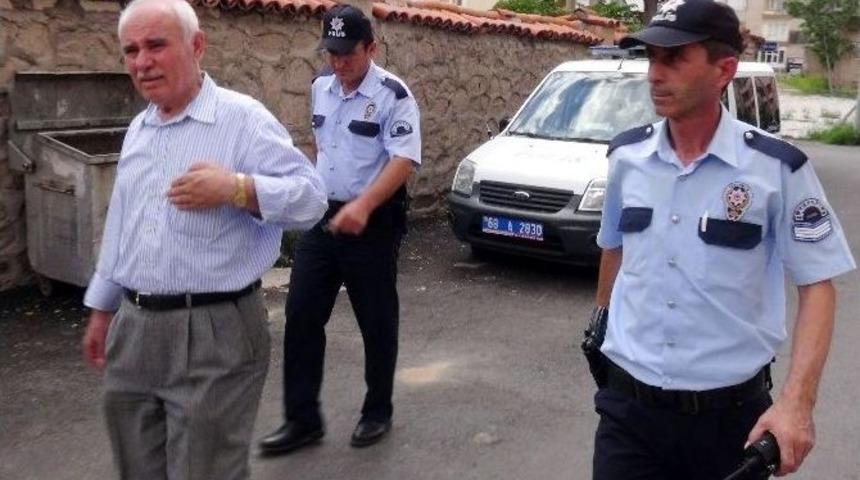 Aksaray&rsquo;da Bir Avukatın &Ccedil;antası &Ccedil;alındı