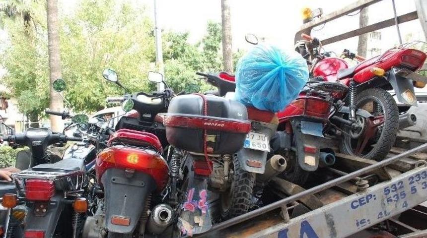 Manavgat&rsquo;ta Motosikletlere Sıkı Denetim