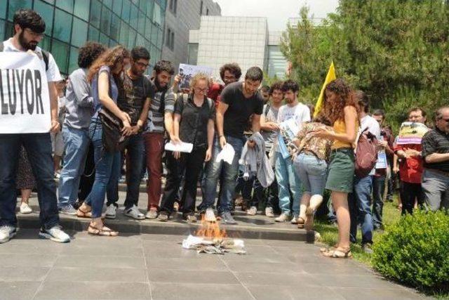 İtü'de 40 Öğrenciye Soruşturma Protesto Edildi