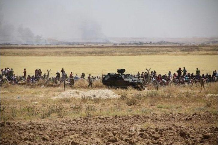 Kobanililer Sınıra Yığılmaya Başladı G4