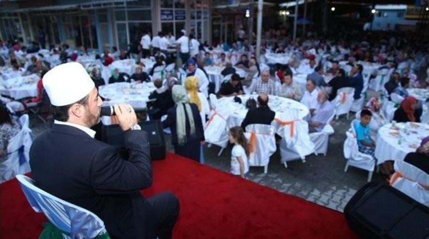 Huzur Sofraları Geyve&rsquo;de Kuruldu