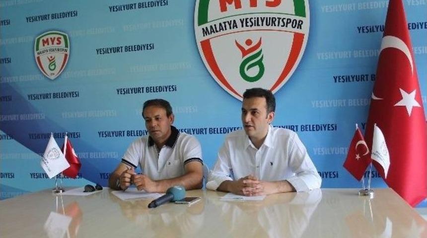Yeşilyurtspor&rsquo;da Taşar İle Resmi S&ouml;zleşme İmzalandı