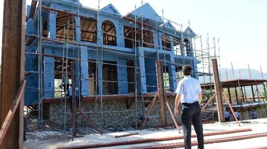 Kumluca&rsquo;da Ka&ccedil;ak Olduğu Tespit Edilen Yapılar M&uuml;h&uuml;rlendi