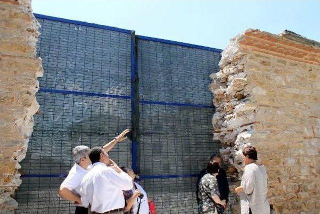 Yenişehir’De Külliye Duvarının Yıkılmasına Tarihçi Tepkisi: Hatanın Arkasına Sığınmak En Büyük Hatadır (2)