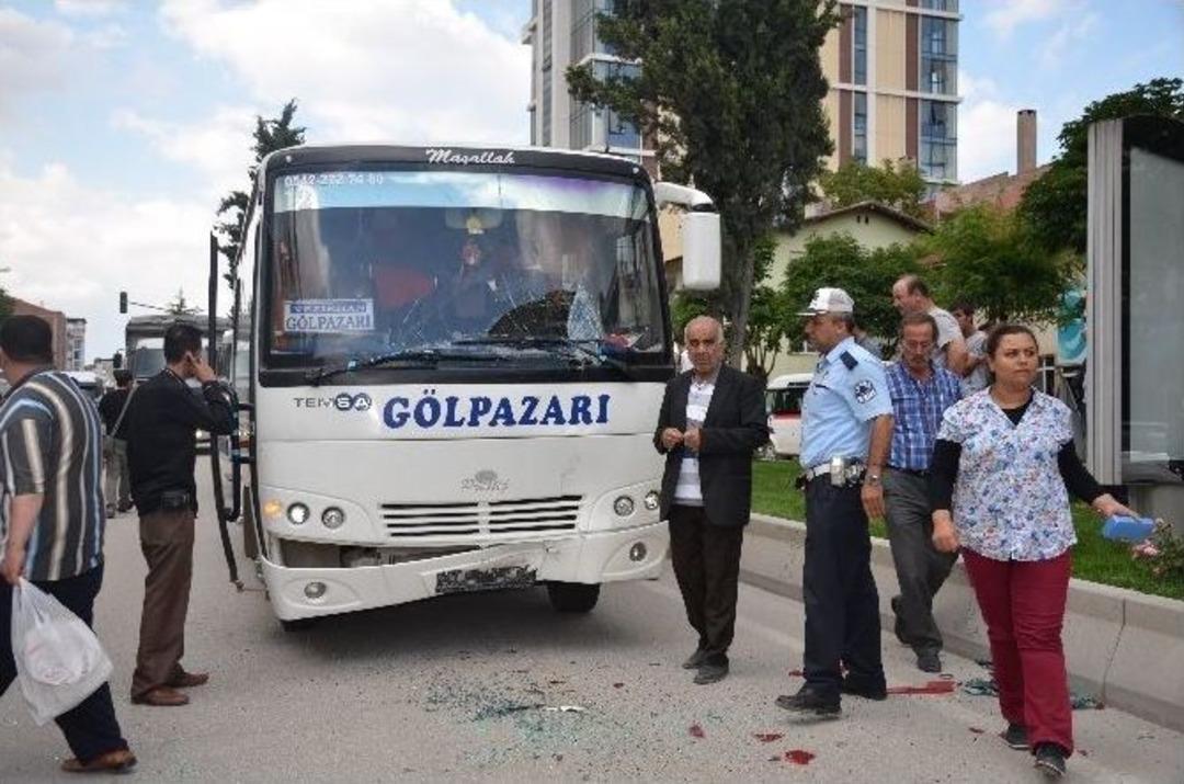 Bilecik&rsquo;te Zincirleme Trafik Kazası, 2 Kişi Yaralandı