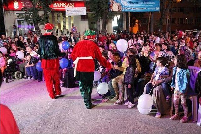 Mobil Etkinlik Tır’ı Geyve’deydi