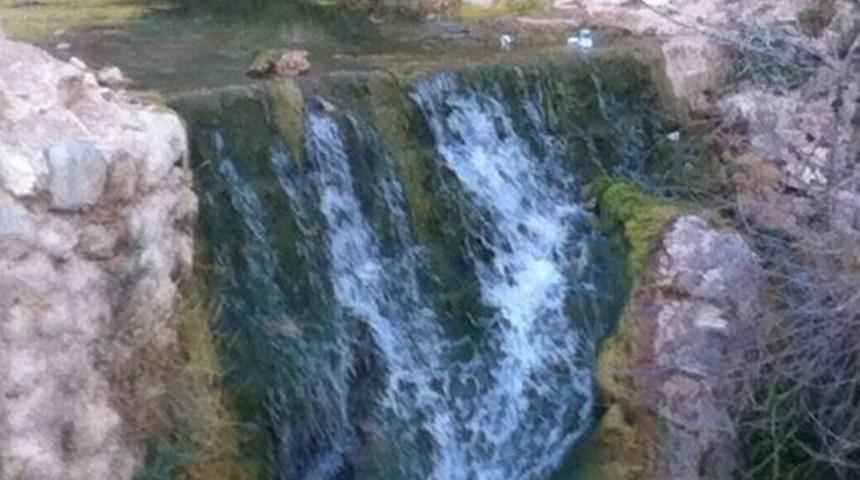 Beşenli Şelalesi Eski G&uuml;nlerini Arıyor