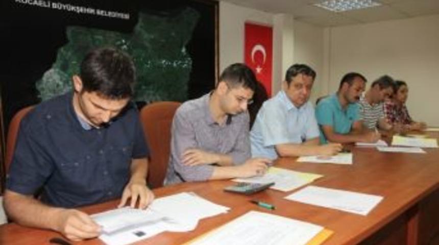 B&uuml;y&uuml;kşehir İş Makinesi Ve Damperli Kamyon Kiralayacak