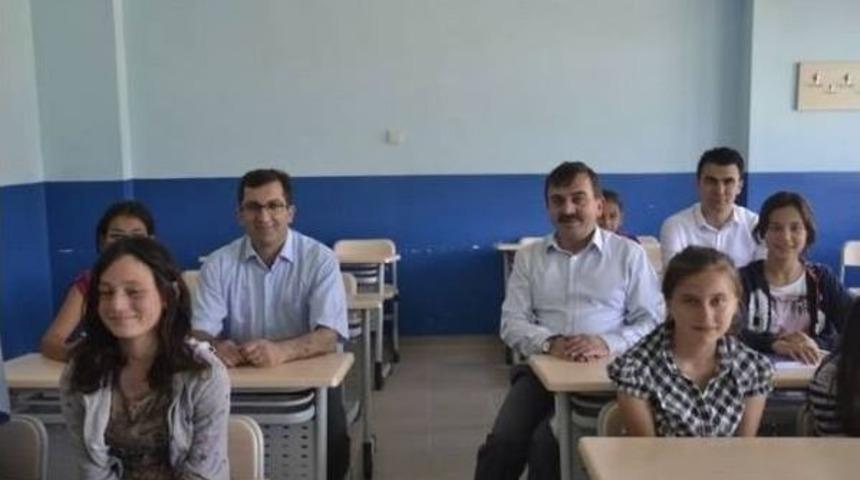 &Ccedil;an Kaymakamı Kakillioğlu Yaz Kursunu Ziyaret Etti