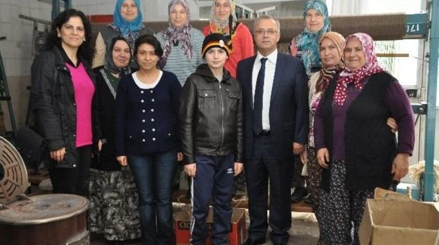 Salihli&rsquo;de Yeni Ustalar Yetişiyor