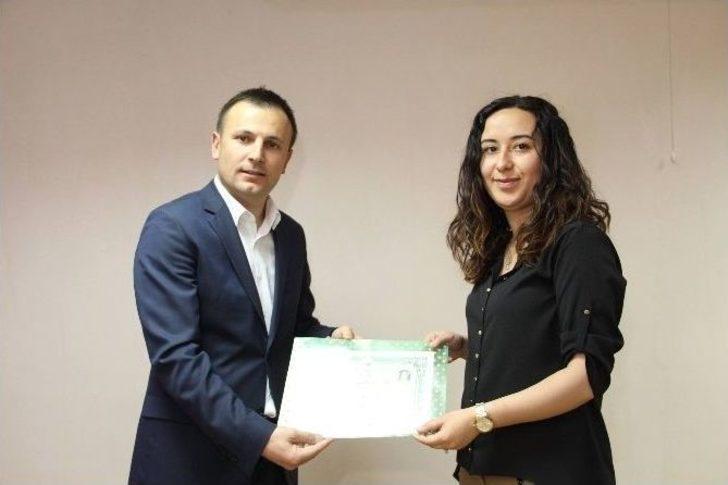 Oltu’da 60 Başarılı Öğretmen Ödüllendirildi G2