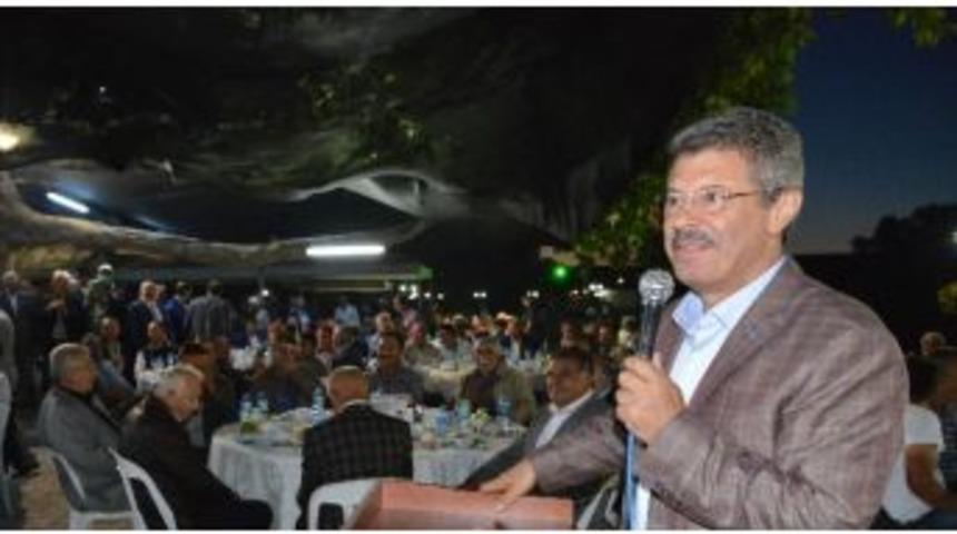 Tarihi Şeker G&ouml;l&uuml;, &Ccedil;ift&ccedil;ilere Verilen İftarla Tarihi Bir G&uuml;n Daha Yaşadı