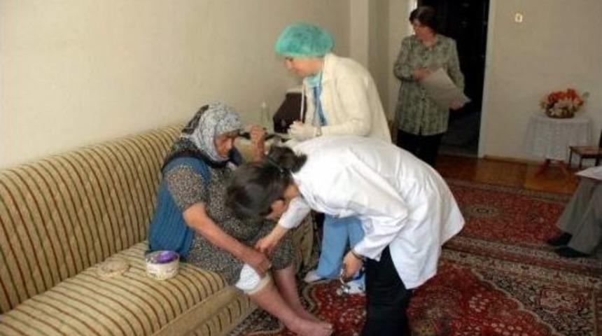 Niğde&rsquo;de 3 Bin 790 Hastaya Evde Bakım Hizmeti Yapıldı