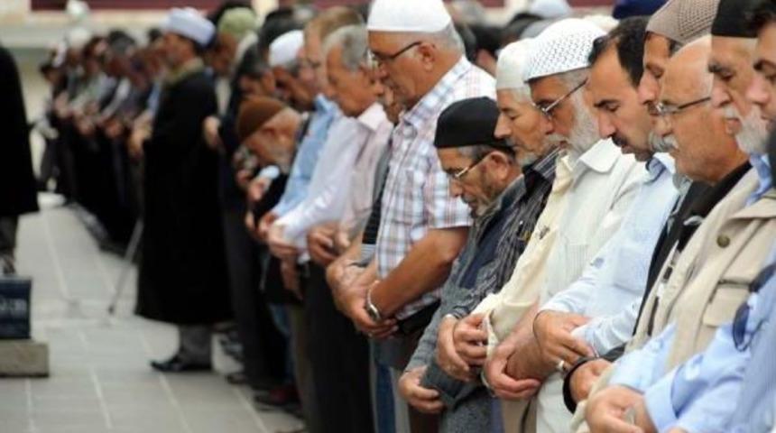 Tokat'ta 28 Uygur T&uuml;rk&uuml; I&ccedil;i Gıyabi Cenaze Namazı