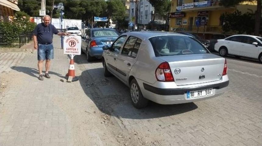 Burhaniye&rsquo;de Hatalı Parklara Vatandaş Tepkisi