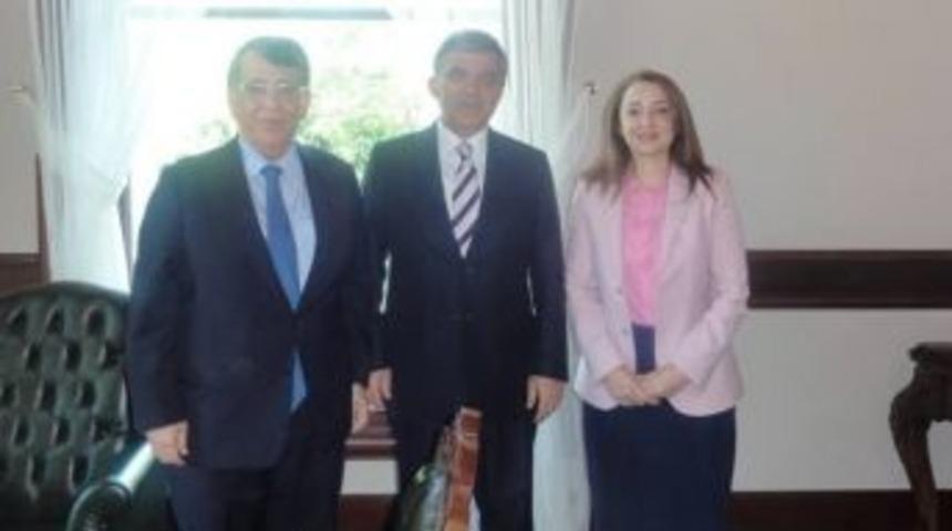 T&uuml;rkiye Cumhuriyeti 11. Cumhurbaşkanı Abdullah G&uuml;l: