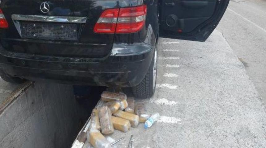 Aksaray'da Otomobilde 40 Kilo Esrar Ele Ge&ccedil;irildi