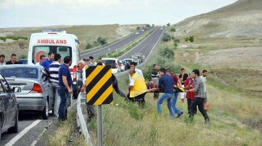 Nevşehir&rsquo;de Trafik Kazası: 1 &Ouml;l&uuml;, 1 Yaralı
