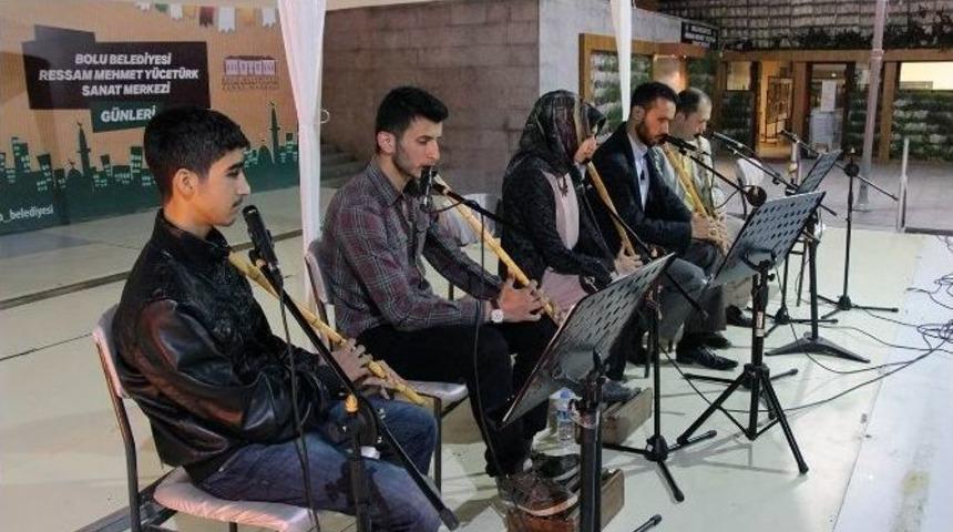 Ney Kursiyerlerinin Konseri Alkış Aldı