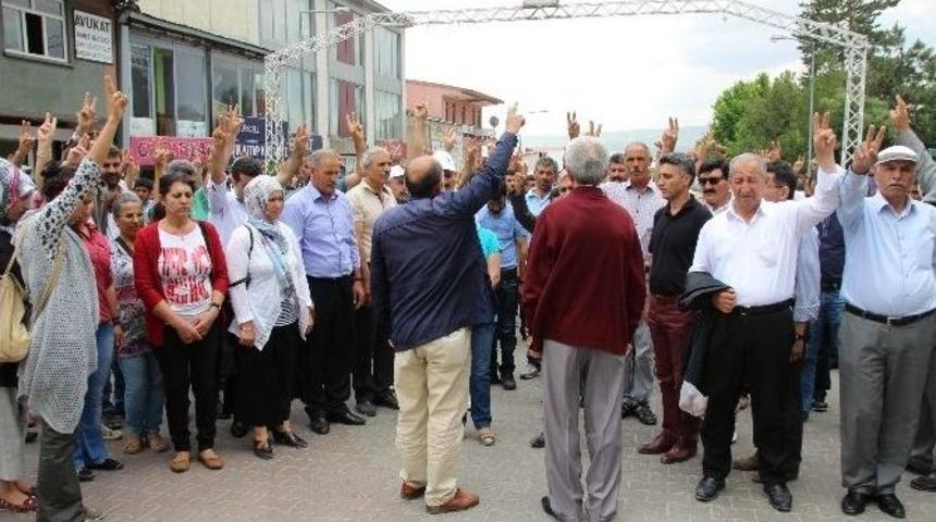 Varto&rsquo;da Kobani Saldırısı Protesto Edildi