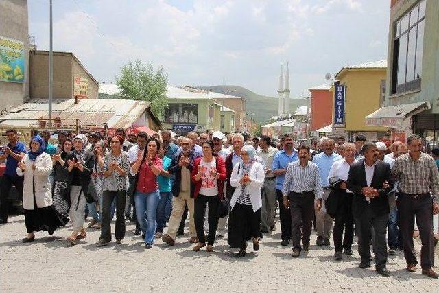 Varto’da Kobani Saldırısı Protesto Edildi