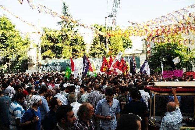 Taksim’de Hdp’lilerden Işid Protestosu