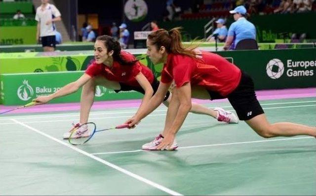 Gençlik Ve Spor Bakanı Akif Çağatay Kılıç, Badminton Çift Bayanlarda Bronz Madalya Kazanan Sporcuları Tebrik Etti