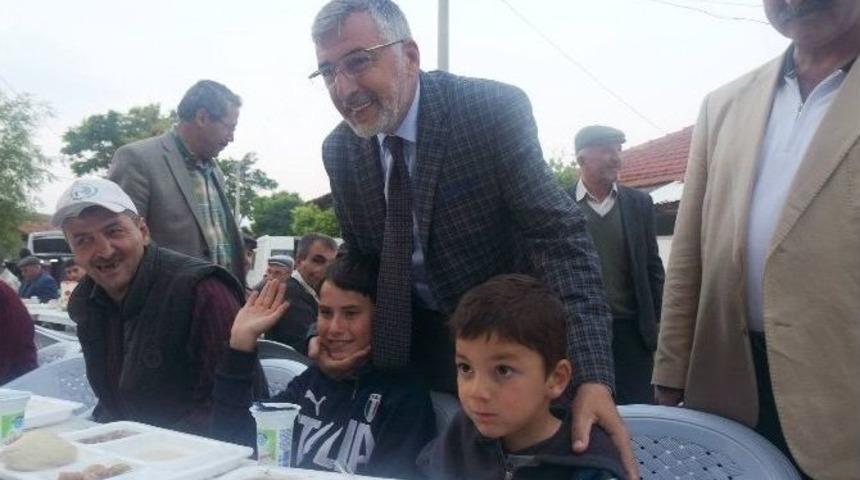 İn&ouml;n&uuml; Belediyesi Sokak İftarlarında Dereyalak Mahalle Sakinlerini Misafir Etti