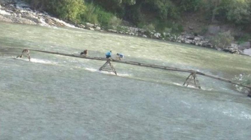 T&uuml;rkiye&rsquo;nin İlk Seyyar K&ouml;pr&uuml;s&uuml; Yeniden Kuruldu