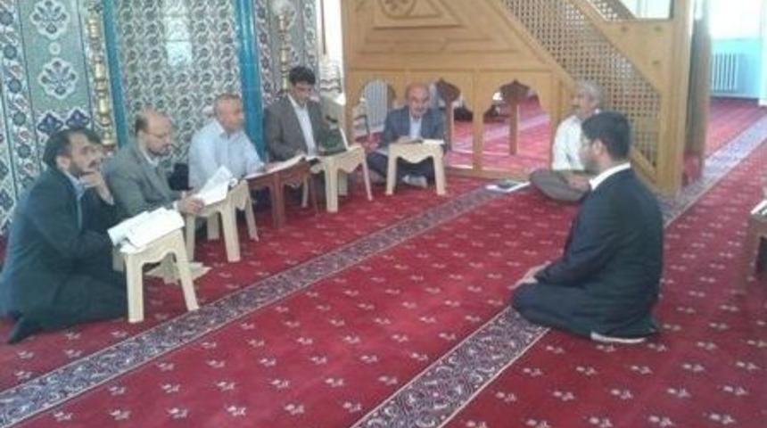 Hakkari&rsquo;de Hafızlık B&ouml;lge Yarışması Yapıldı