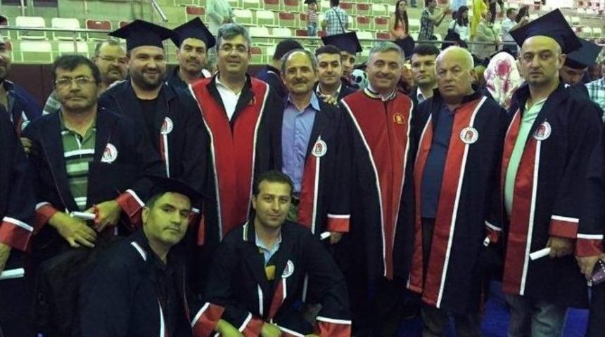 40&rsquo;ından Sonra &Uuml;niversite Okuyup Mezun Oldular