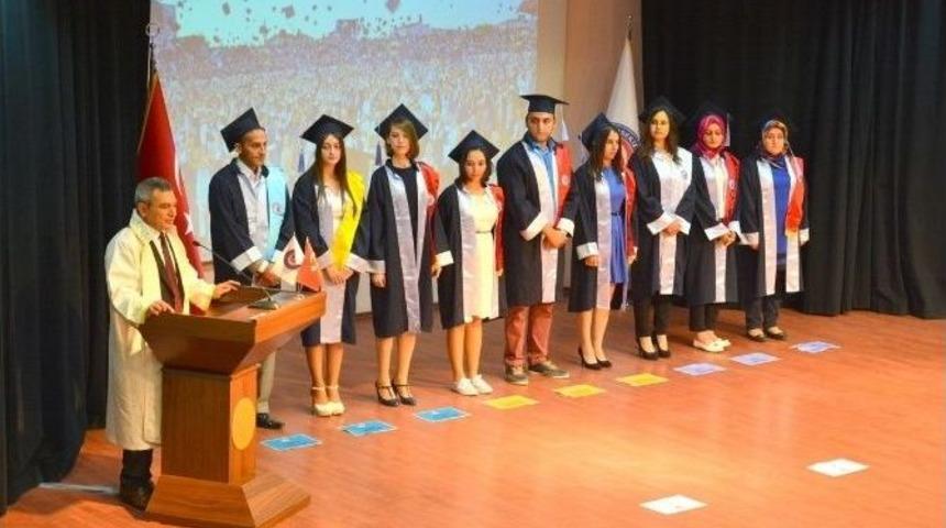 &Ccedil;om&uuml;&rsquo;de Toplu Mezuniyet T&ouml;reni Yapıldı