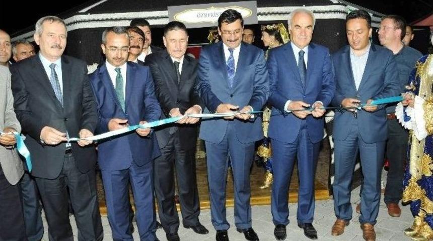 Ke&ccedil;i&ouml;ren Belediyesi Uluslararası Ramazan Etkinliklerinde &Ouml;zbek R&uuml;zgarı