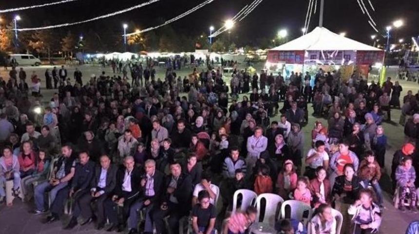 Afrikalı Hafız, Kur&rsquo;an-ı Kerim Tilavetiyle G&ouml;n&uuml;lleri Fethetti