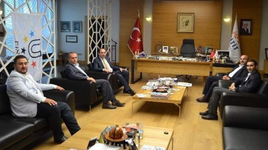 M&uuml;siad&rsquo;tan Rekt&ouml;r Alkan&rsquo;a Kutlama Ziyareti