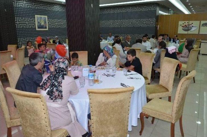 Madenci Aileleri İftarda Biraraya Geldi G3