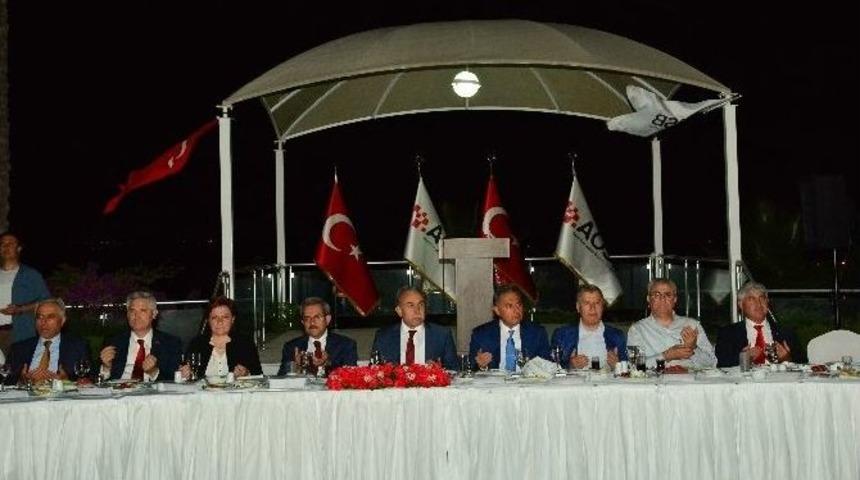 Adana Protokol&uuml; Aosb&rsquo;nin İftarında Buluştu