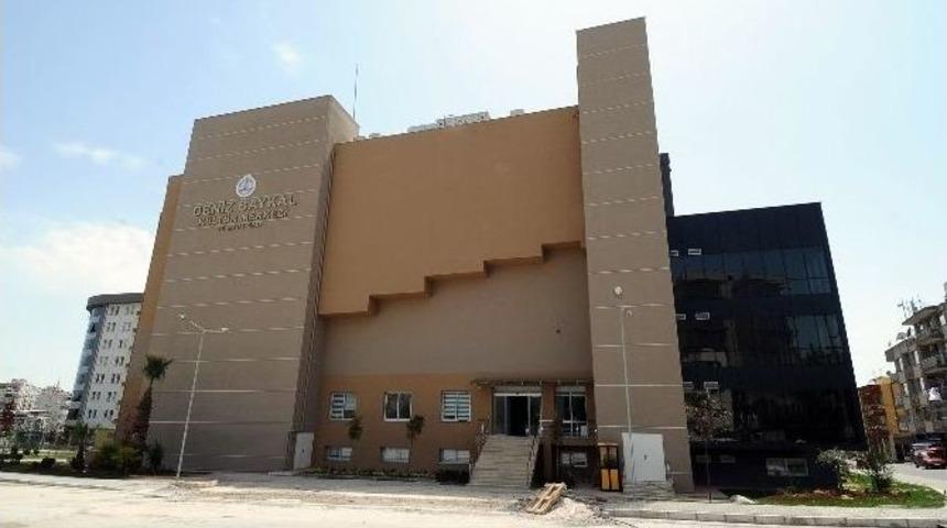 Karşıyaka&rsquo;da Deniz Baykal K&uuml;lt&uuml;r Merkezi A&ccedil;ılıyor