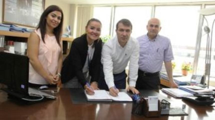 B&uuml;y&uuml;kşehir, D&uuml;nya G&ouml;z İle Protokol İmzaladı