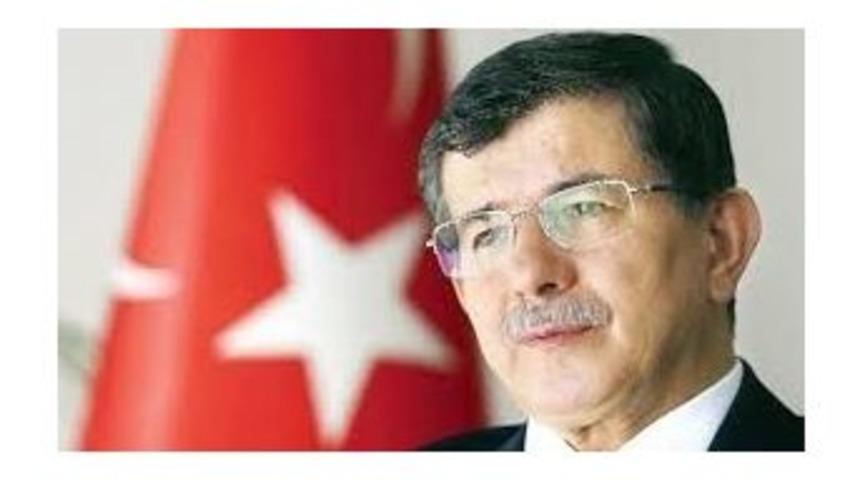 Başbakan Davutoğlu, İzmit&rsquo;in İşgalden Kurtuluşunu Kutladı