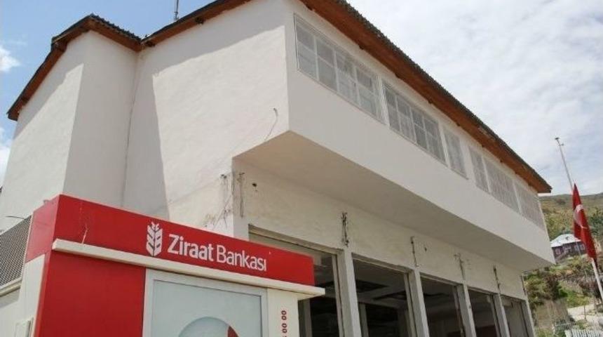 Ziraat Bankası Başkale Şubesi Yenileniyor
