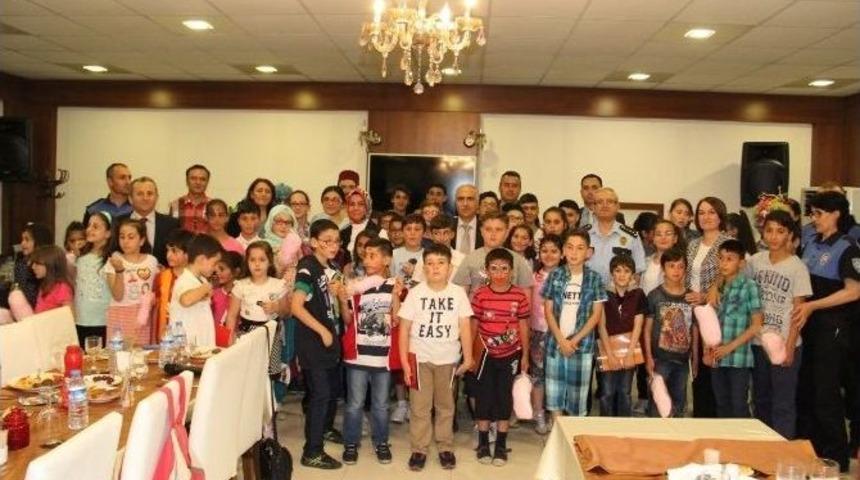 Giresun Emniyeti &Ccedil;ocuklarla İftarda Bir Araya Geldi