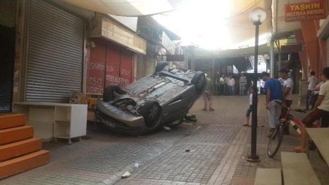 Takla Atan Otomobildeki Karı-Koca Yaralandı