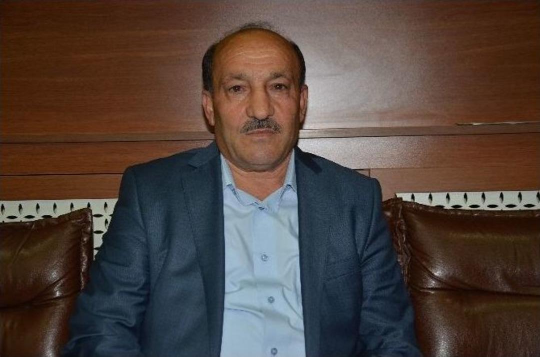 Es Ağrılılar Derneği &Uuml;yeleri İftar Yemeğinde Buluştu